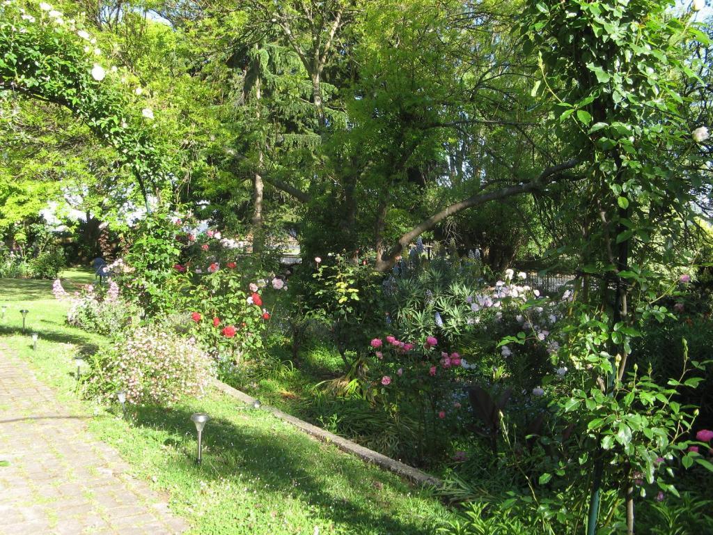 Westella Colonial B&B Accommodation Ulverstone Buitenkant foto